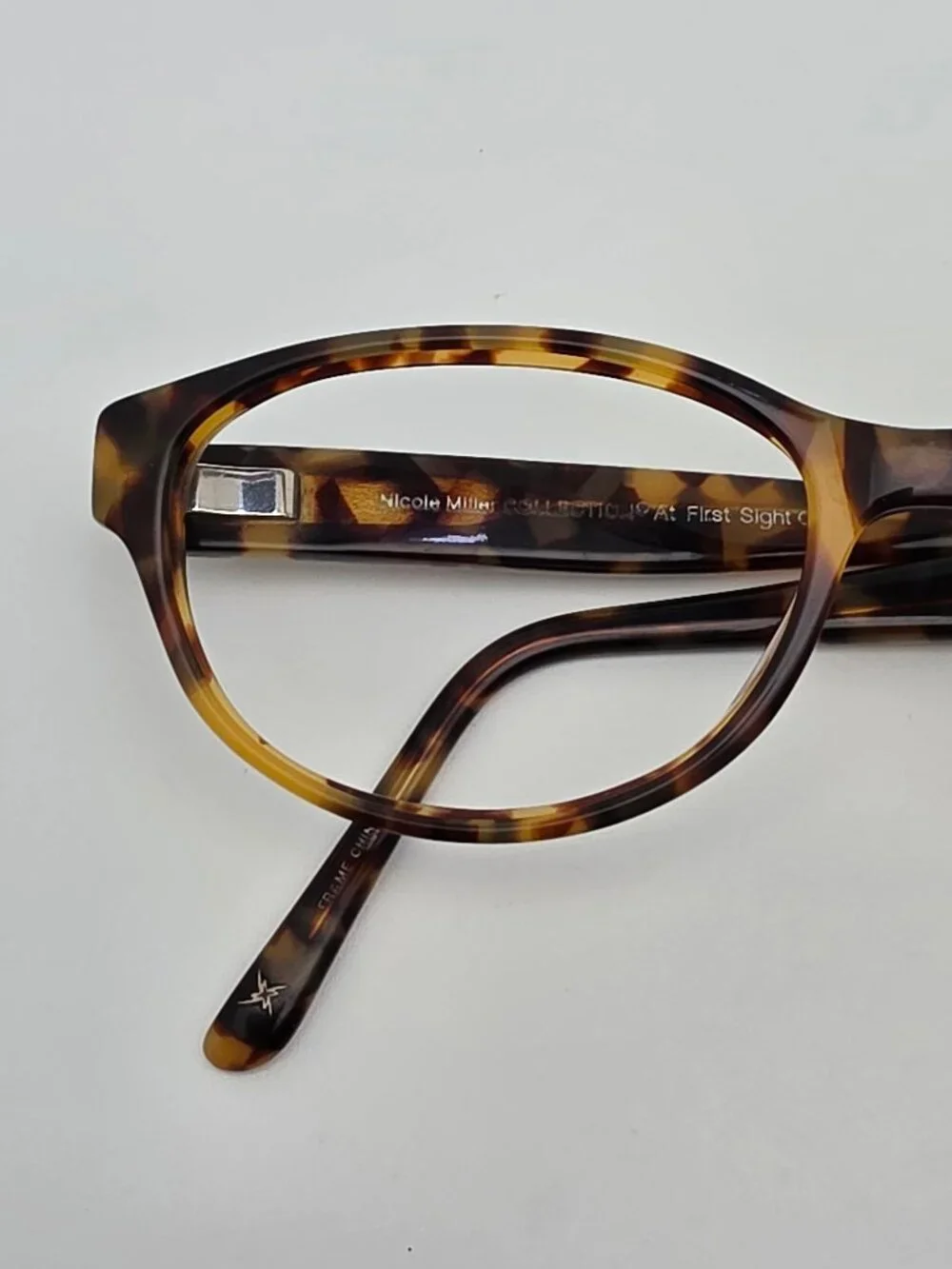 Nicole Miller Collection At First Sight Amber Tortoise Eyeglasses Frame w/ Case